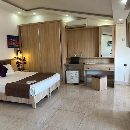Hotel Beyondiest 3*