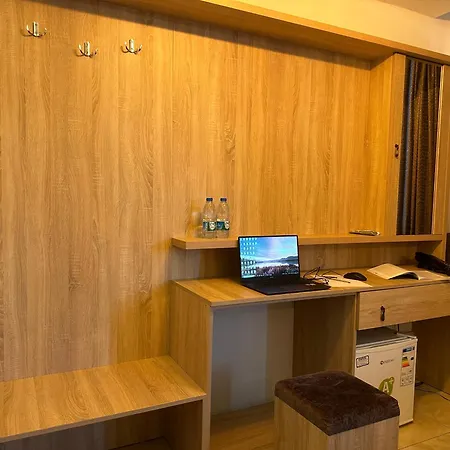 Beyondiest Hotel 3*